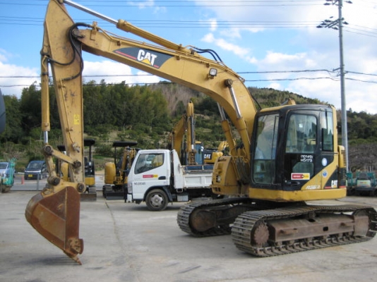 ขายด่วน!!! รถขุด สินค้าอยู่ที่ญี่ปุ่น ยี่ห้อ CATERPILLAR รุ่น 313CCR ซีเรียล HGF01473 ขายตามสภาพ ราคาพิเศษ ต่อรองราคาได้