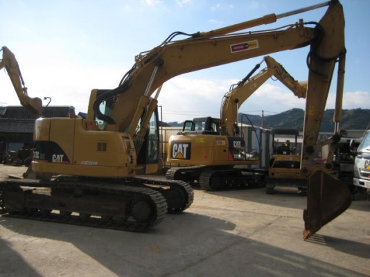 ขายด่วน!!! รถขุด สินค้าอยู่ที่ญี่ปุ่น ยี่ห้อ CATERPILLAR รุ่น 313CCR ซีเรียล HGF01473 ขายตามสภาพ ราคาพิเศษ ต่อรองราคาได้
