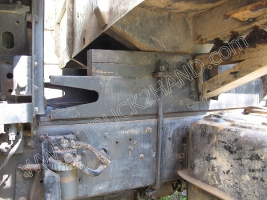 รถบรรทุก 10 ล้อดั๊มพ์ ยี่ห้อ MITSUBISHI รุ่น FN527