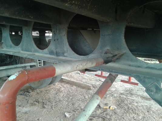 ขายหางพื้นเรียบ ช.ทวี ยาว 9 เมตร เพลาเหลี่ยม ดุมใหญ่ มี 2 หาง ทะเบียนเต็มพร้อมโอน ขายหางพื้นเรียบ ช.ทวี ยาว 9 เมตร เพลาเหลี่ยม ดุมใหญ่ มี 2 หาง ทะเบียนเต็มพร้อมโอน