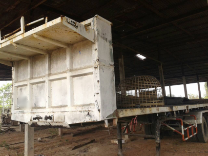 ขายหางพื้นเรียบ ช.ทวี ยาว 9 เมตร เพลาเหลี่ยม ดุมใหญ่ มี 2 หาง ทะเบียนเต็มพร้อมโอน ขายหางพื้นเรียบ ช.ทวี ยาว 9 เมตร เพลาเหลี่ยม ดุมใหญ่ มี 2 หาง ทะเบียนเต็มพร้อมโอน