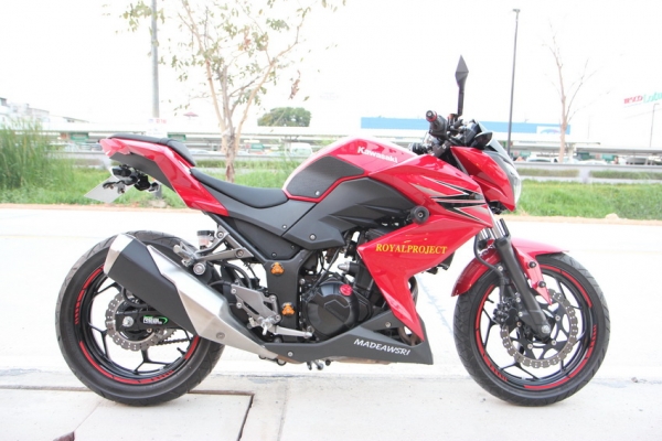 ขาย Z250 ปี2013 พร้อมแต่ง วิ่งเพียง 2000 โล ทะเบียนพร้อม