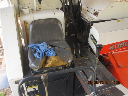 ขายรถเกี่ยว KUBOTA DC60