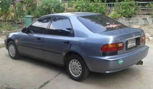 ด่วน..Civicเตารีด4ประตูเครื่องV-TECHน้ำมัน+LPGเกียร์Autoแอร์หนาว(พร้อมขับส่ง)