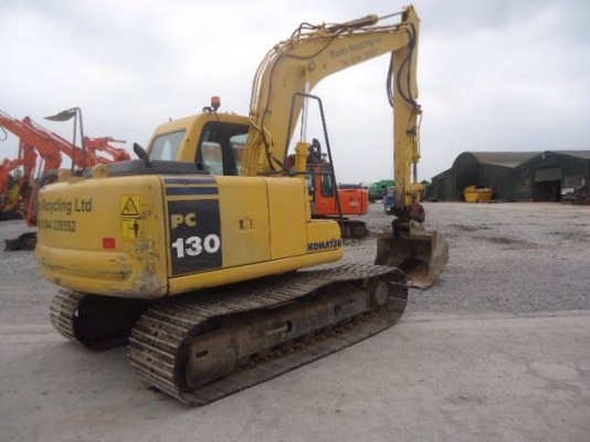 ขายรถแบคโฮ KOMATSU PC130-6 ทำงาน 6000 ชั่วโมง ปี2003 มี VDOครับ ระบบไฟฟ้าเต็ม รถนอกนำเข้าสภาพสวย ทำเล่ม