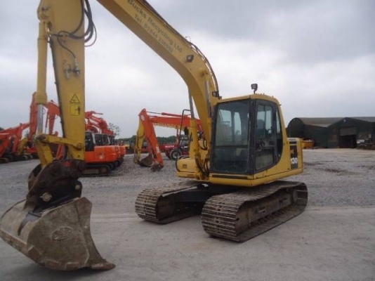 ขายรถแบคโฮ KOMATSU PC130-6 ทำงาน 6000 ชั่วโมง ปี2003 มี VDOครับ ระบบไฟฟ้าเต็ม รถนอกนำเข้าสภาพสวย ทำเล่ม