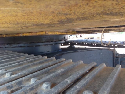 ขายรถแบคโฮ KOMATSU PC130-6 ทำงาน 6000 ชั่วโมง ปี2003 มี VDOครับ ระบบไฟฟ้าเต็ม รถนอกนำเข้าสภาพสวย ทำเล่ม