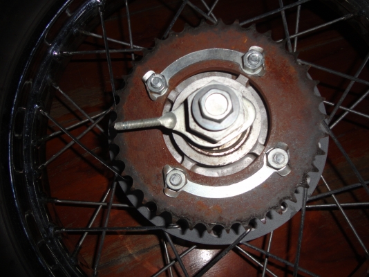 ขอบคุณ พ.เสือขายดุมล้อหน้า-หลังแท้ K-125  สนใจโทร.081-005-8785