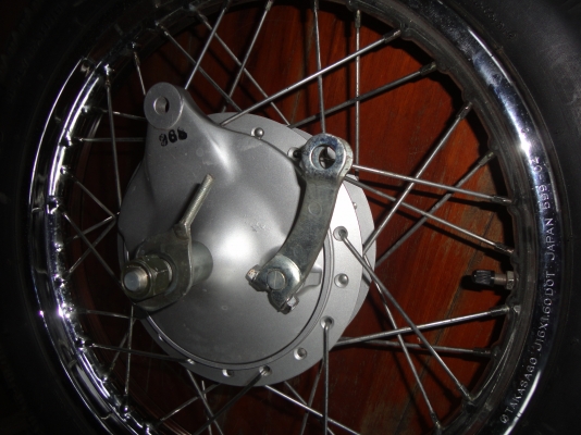 ขอบคุณ พ.เสือขายดุมล้อหน้า-หลังแท้ K-125  สนใจโทร.081-005-8785