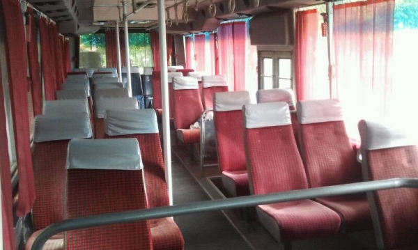 ขายรถบัสBENZ นำเข้าเสียภาษีถูกต้อง เครื่องดี แอร์เย็น สภาพพร้อมใช้