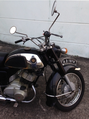 ขายซูซูกิ K125 สวยๆ มีทะเบียน พร้อมโอน สภาพสมบูรณ์