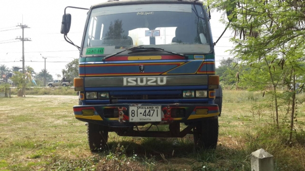 ISUZU   ร๊อกกี้  175แรง6BG1ขายตามสภาพ