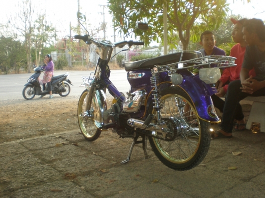 ขาย C70 เครื่องไลฟาน 110 cc. สตาร์ทมือ/เท้า สีม่วงเกร็ด สวยๆ เครื่องดี เเตรดัง ไฟเลี้ยวใช้ได้ ค่าตัว ขาย C70 เครื่องไลฟาน 110 cc. สตาร์ทมือ/เท้า สีม่วงเกร็ด สวยๆ เครื่องดี เเตรดัง ไฟเลี้ยวใช้ได้ ค่าตัว