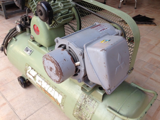 ปั๊มลมSWAN มอเตอร์มิตซู /2 แรง/ถัง 200 ลิตร/ไฟ 220 โวล์ ราคา 17,500 บาท