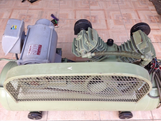 ปั๊มลมSWAN มอเตอร์มิตซู /2 แรง/ถัง 200 ลิตร/ไฟ 220 โวล์ ราคา 17,500 บาท