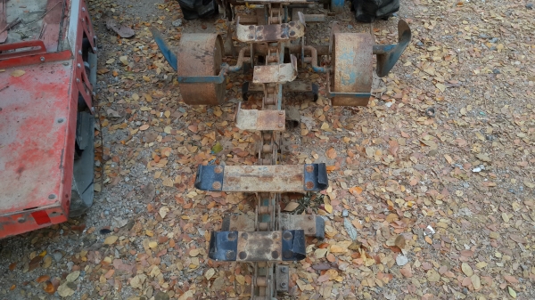 รถขุดวางท่อ