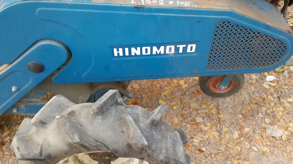 รถขุดวางท่อ