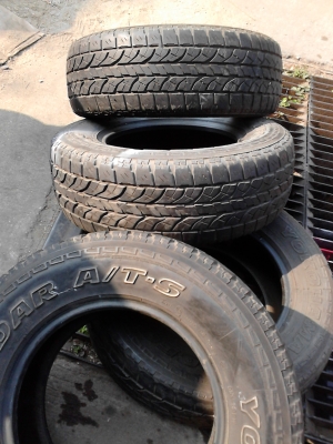YOKOHAMA GEOLANDER A/T-S 235/70R15 มีชุด 4 เส้น TEL.081-427-3941