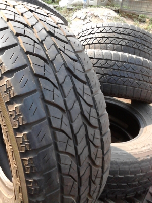 YOKOHAMA GEOLANDER A/T-S 235/70R15 มีชุด 4 เส้น TEL.081-427-3941