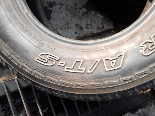 YOKOHAMA GEOLANDER A/T-S 235/70R15 มีชุด 4 เส้น TEL.081-427-3941