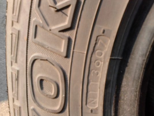 YOKOHAMA GEOLANDER A/T-S 235/70R15 มีชุด 4 เส้น TEL.081-427-3941