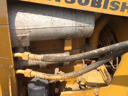 SALE__รถดันดิน Mitsubishi BD2F แผ่นแทรคกว้าง 50 ซม. สภาพสวย พร้อมใช้งาน มีหนังสือแจ้งจำหน่าย  ราคาถูก