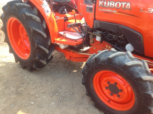 ปัญญาแทรคเตอร์มาแล้ว...จัดมาตามคำเรียกร้อง คูโบต้า L3608 ใบมีดคานล่าง