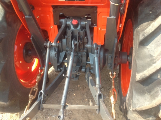 ปัญญาแทรคเตอร์มาแล้ว...จัดมาตามคำเรียกร้อง คูโบต้า L3608 ใบมีดคานล่าง