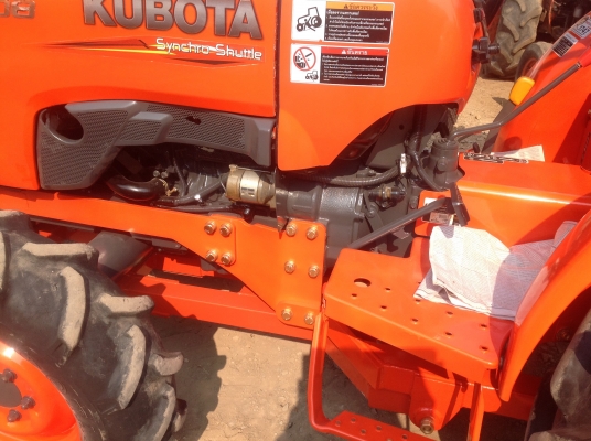 ปัญญาแทรคเตอร์มาแล้ว...จัดมาตามคำเรียกร้อง คูโบต้า L3608 ใบมีดคานล่าง