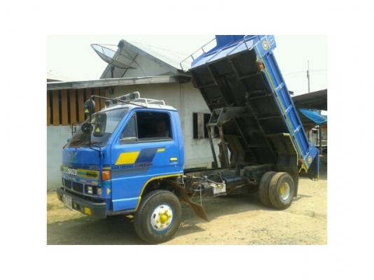 ขายดัมพ์NPR เครื่อง110แรง ฝาขาว Fหน้า-หลัง สภาพพร้อมใช้งาน เอกสารพร้อมโอน