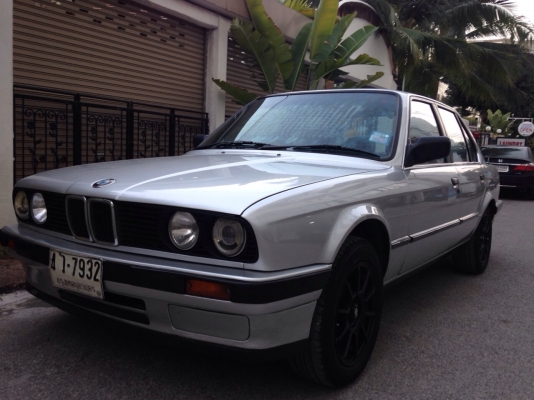 ขาย BMW รุ่น 318i ปี 1992 ขาย BMW รุ่น 318i ปี 1992