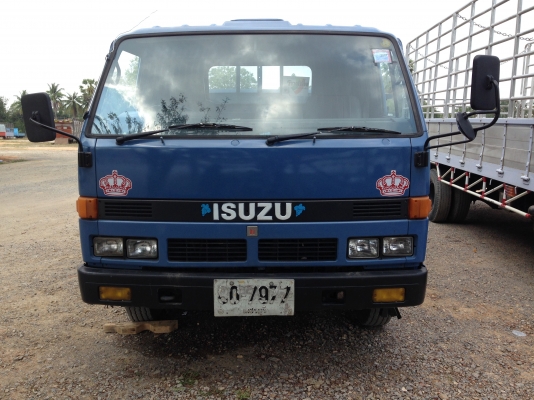 ISUZU  NPR 115  ปี 2536 รถห้าง ยาว 4.30 ม. เกียร์สั้น