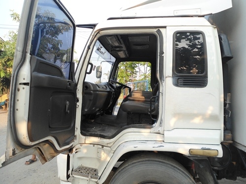 ขายรถ 6 ล้อISUZU DECA  ตู้10บาน