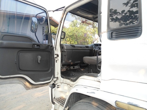 ขายรถ 6 ล้อISUZU DECA  ตู้10บาน