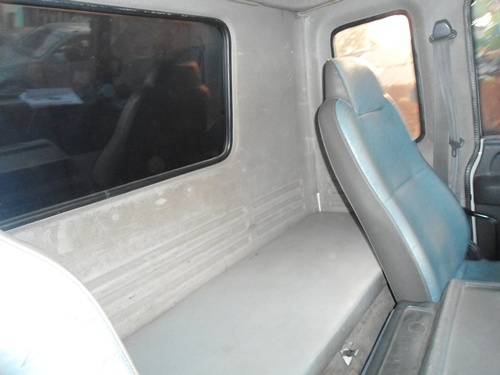 ขายรถ 6 ล้อISUZU DECA  ตู้10บาน