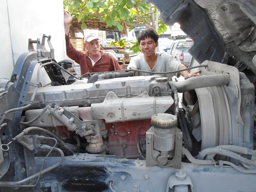 ขายรถ 6 ล้อISUZU DECA  ตู้10บาน