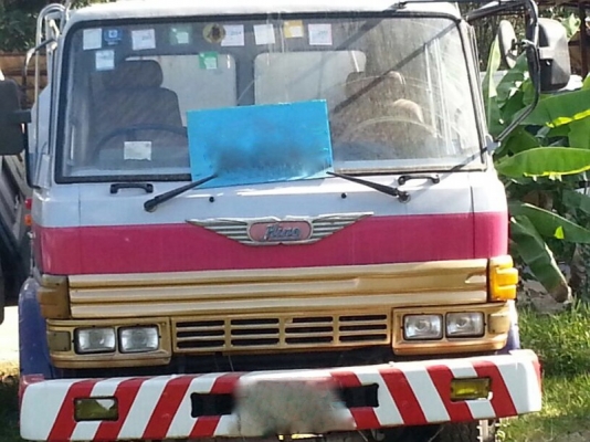 รถฮีโน่ 10 ล้อ F17 บรรทุกน้ำมัน 167 แรงม้า. สนใจติดต่อ 081 - 6079515 รถฮีโน่ 10 ล้อ F17 บรรทุกน้ำมัน 167 แรงม้า. สนใจติดต่อ 081 - 6079515