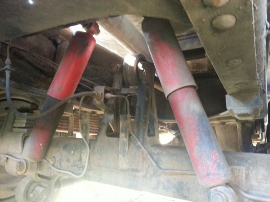 รถฮีโน่ 10 ล้อ F17 บรรทุกน้ำมัน 167 แรงม้า. สนใจติดต่อ 081 - 6079515 รถฮีโน่ 10 ล้อ F17 บรรทุกน้ำมัน 167 แรงม้า. สนใจติดต่อ 081 - 6079515