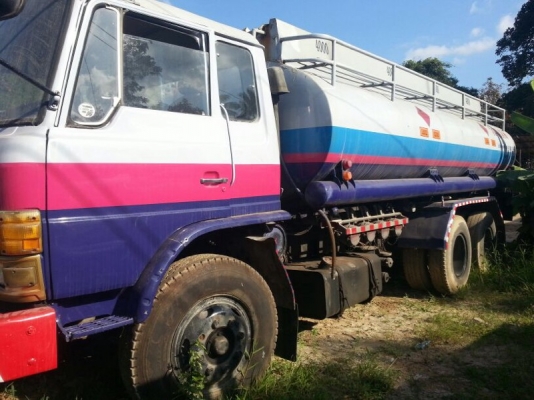 รถฮีโน่ 10 ล้อ F17 บรรทุกน้ำมัน 167 แรงม้า. สนใจติดต่อ 081 - 6079515 รถฮีโน่ 10 ล้อ F17 บรรทุกน้ำมัน 167 แรงม้า. สนใจติดต่อ 081 - 6079515