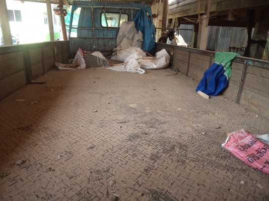 ขาย235000บาท รถอีซูซุ6ล้อ110แรง เครื่องดี คัซซีสวย เอกสารพร้อมโอน