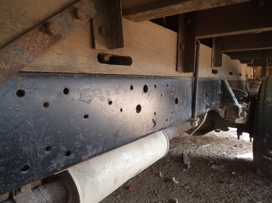 ขาย235000บาท รถอีซูซุ6ล้อ110แรง เครื่องดี คัซซีสวย เอกสารพร้อมโอน