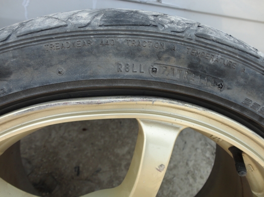 ขายแม๊กขอบ 18 หน้า8นิ้วหลัง10นิ้ว ราคา9500บาท