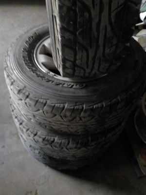 ขายแม๊ก 6 รู พร้อมยางเท่ห์ๆ DUNLOP GRANDTREK AT3  ชุด 4 ล้อ TEL.081-427-3941