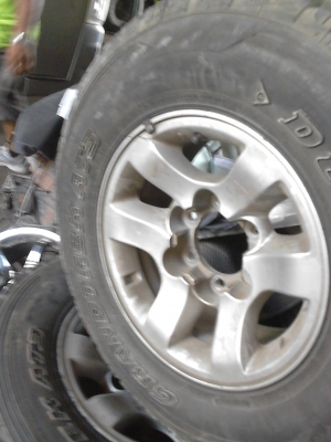 ขายแม๊ก 6 รู พร้อมยางเท่ห์ๆ DUNLOP GRANDTREK AT3 ชุด 4 ล้อ TEL.081-427-3941 ขายแม๊ก 6 รู พร้อมยางเท่ห์ๆ DUNLOP GRANDTREK AT3 ชุด 4 ล้อ TEL.081-427-3941