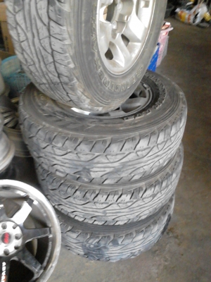 ขายแม๊ก 6 รู พร้อมยางเท่ห์ๆ DUNLOP GRANDTREK AT3 ชุด 4 ล้อ TEL.081-427-3941 ขายแม๊ก 6 รู พร้อมยางเท่ห์ๆ DUNLOP GRANDTREK AT3 ชุด 4 ล้อ TEL.081-427-3941