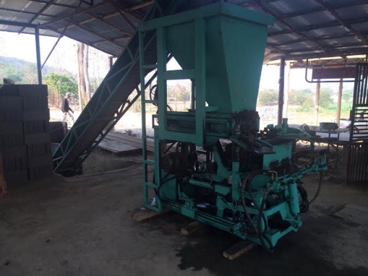 ขายเครื่องอัดบล็อก ซิเมนต์ ระบบไฮโดลิก 2ก้อน