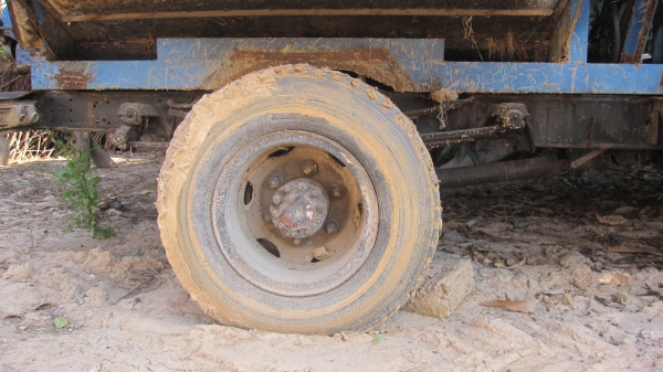 รถนวดข้าว 6 ฟุตไทเส็ง ช่วงล่างฮีโน่ คัซซีสวยเครื่อง อีซูซุ D500 120 แรง