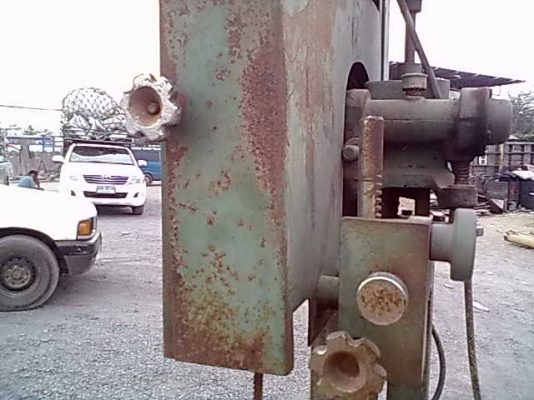 เครื่องเลื่อยสายพาน