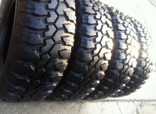 ขายยาง Mud Maxxis Bighorn MT762 ขนาด 285 75 R16 ปี12 สวยๆ