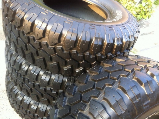 ขายยาง Mud Maxxis Bighorn MT762 ขนาด 285 75 R16 ปี12 สวยๆ